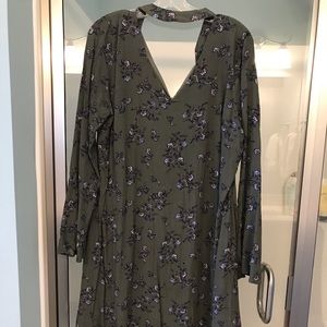 EUC maternity dress